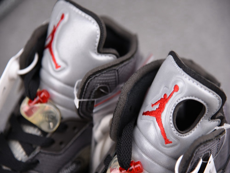 Off-white x Air Jordan Retro 5(CT8480-001)